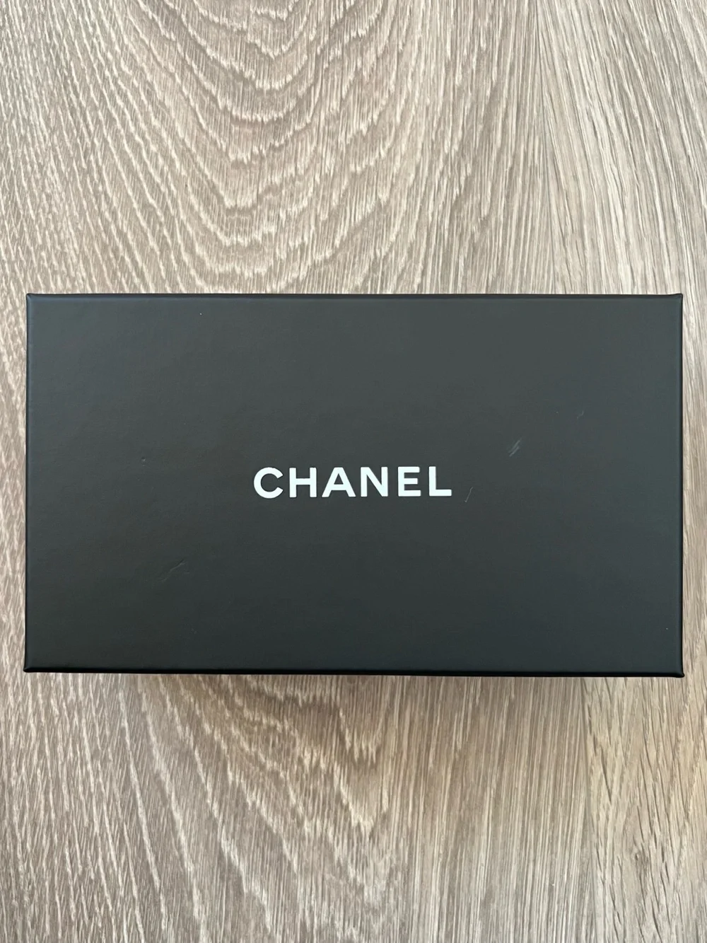 Chanel Box (BB320)
